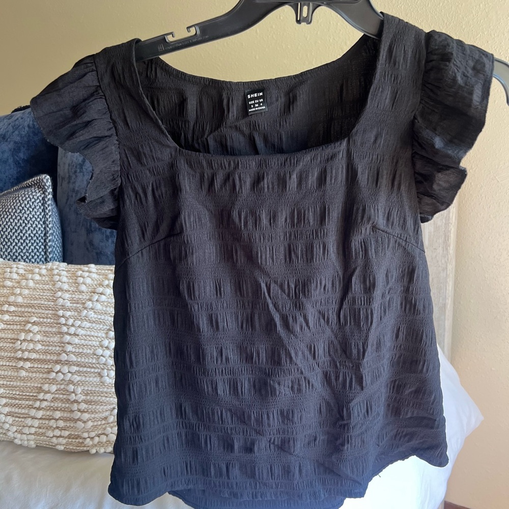 Ruffle Top